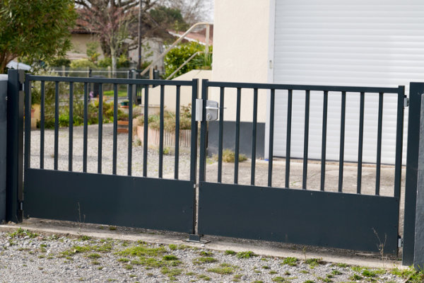How to Install a Gate A Step-by-Step Guide in Conroe, TX
