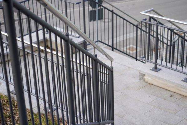 How Tall Is a Handrail in Conroe, TX