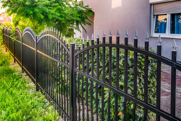 Wrought Iron Fence Tips for Timeless Beauty in Conroe, TX